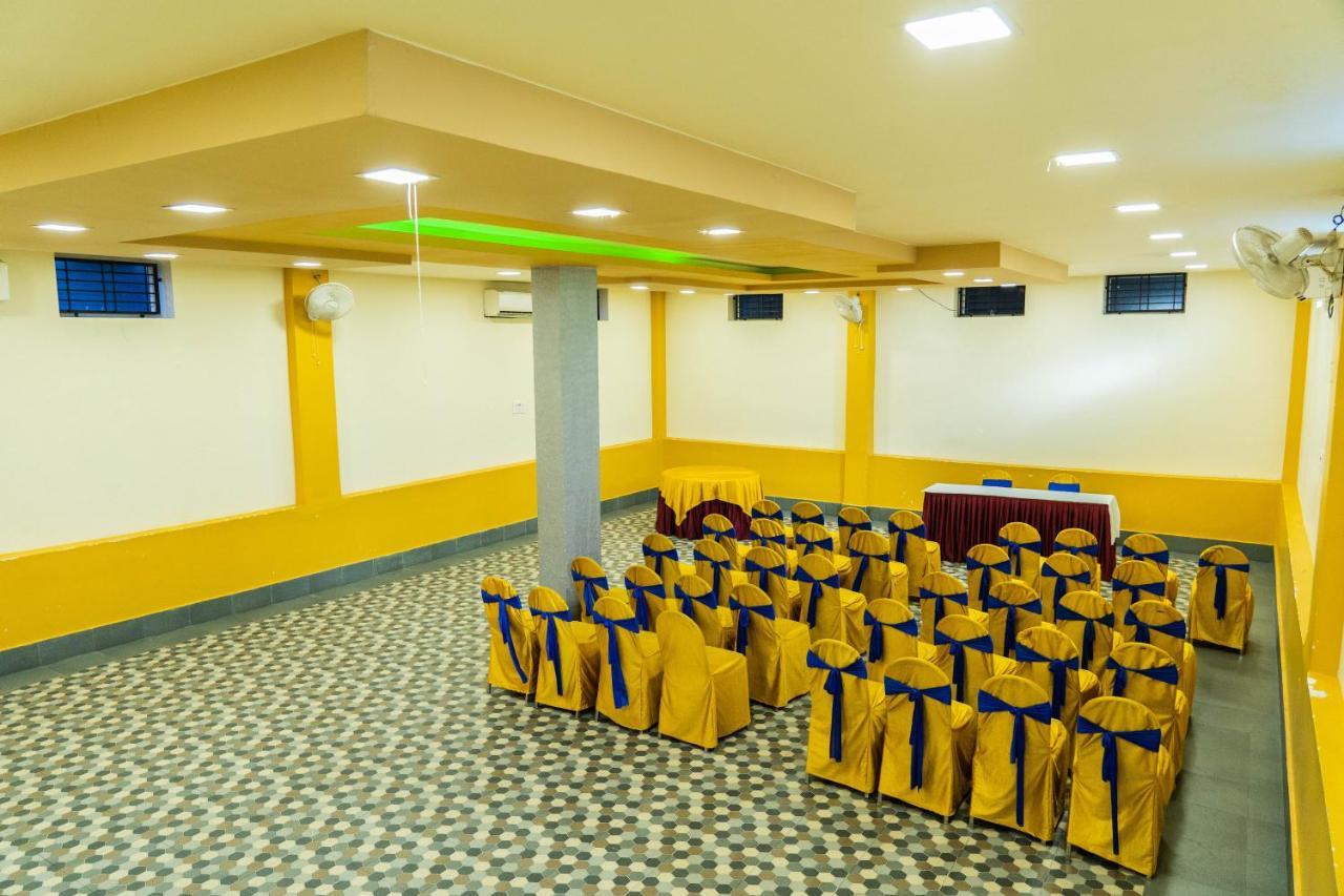 Hotel Bnson Blue Cuttack Exterior photo